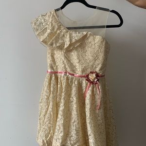 Beautiful highlow dress